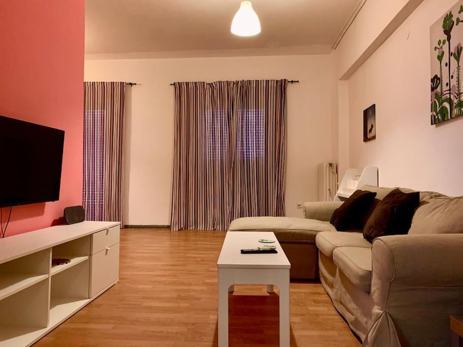 2 Bedroom Apartment 300 Meters Metro Aghios Loanis Aten Exteriör bild