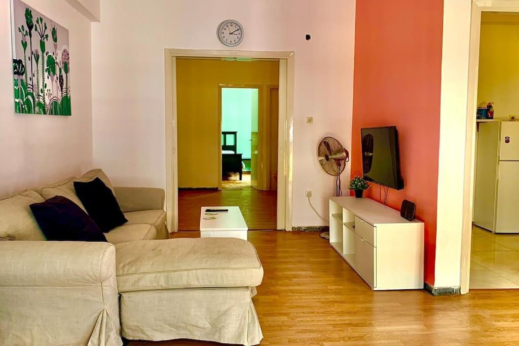 2 Bedroom Apartment 300 Meters Metro Aghios Loanis Aten Exteriör bild